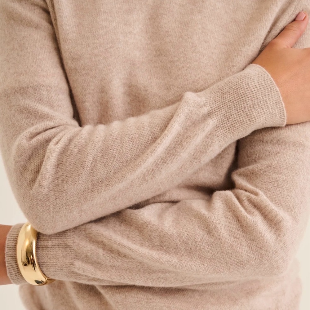 NAADAM Cashmere Sweater and Jogger set in Cream